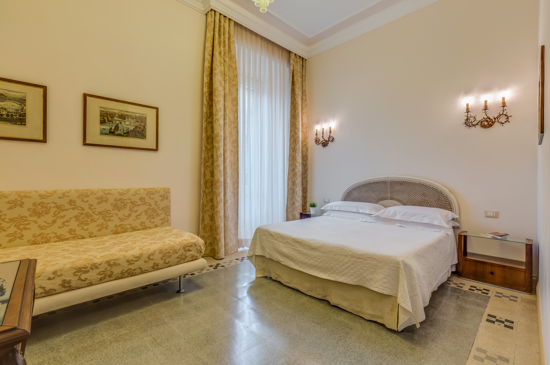 Roma Charming Suites Guest House Roma San Giovanni